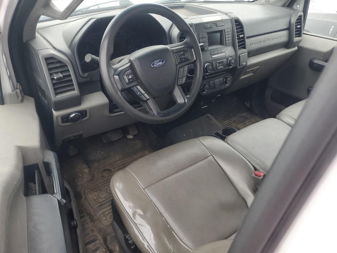 2017 Ford F250 - Image 8