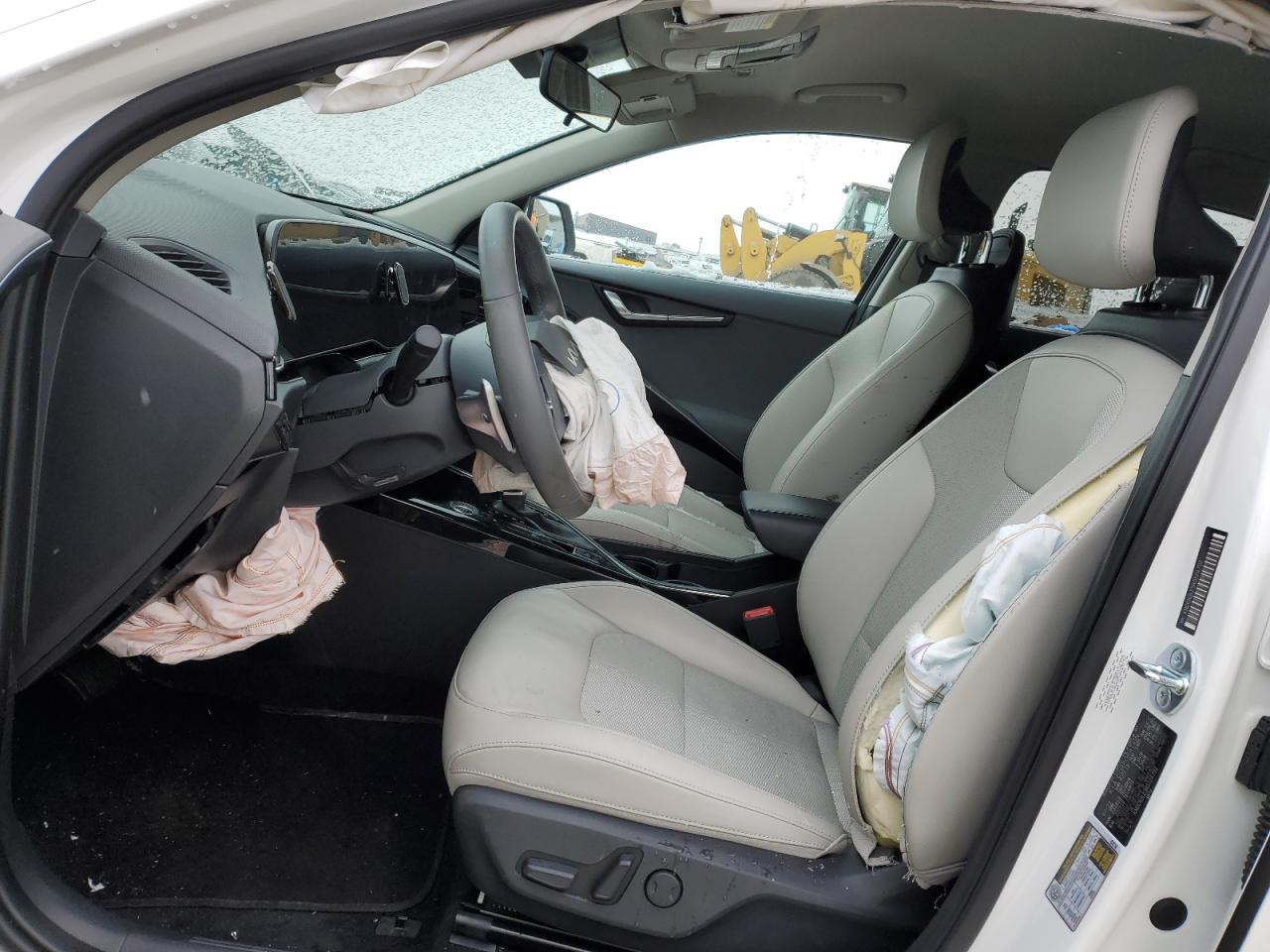 2024 Kia Niro - Image 7