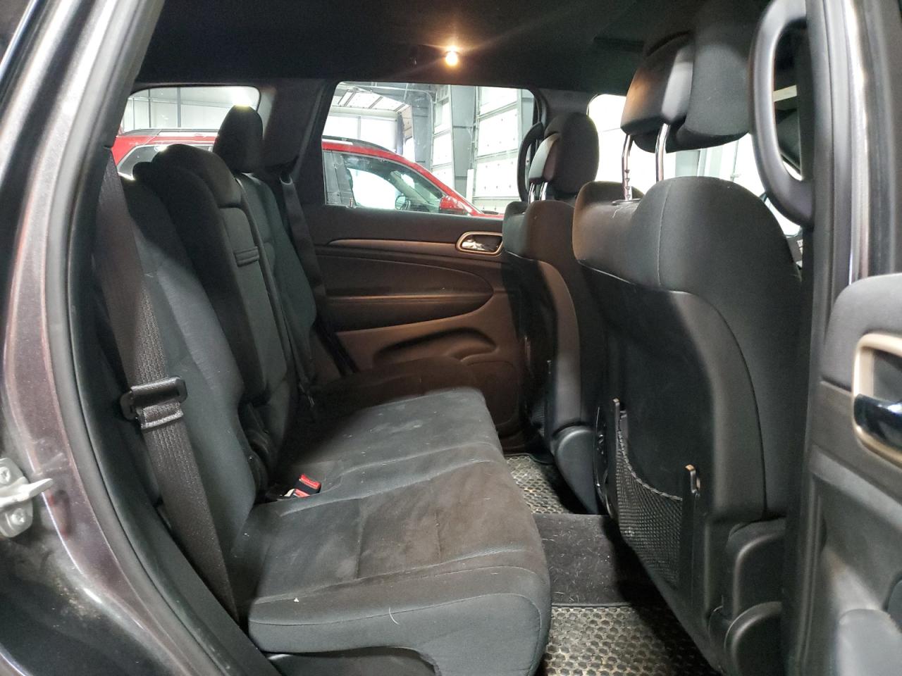 2016 Jeep Grand Cherokee - Image 11