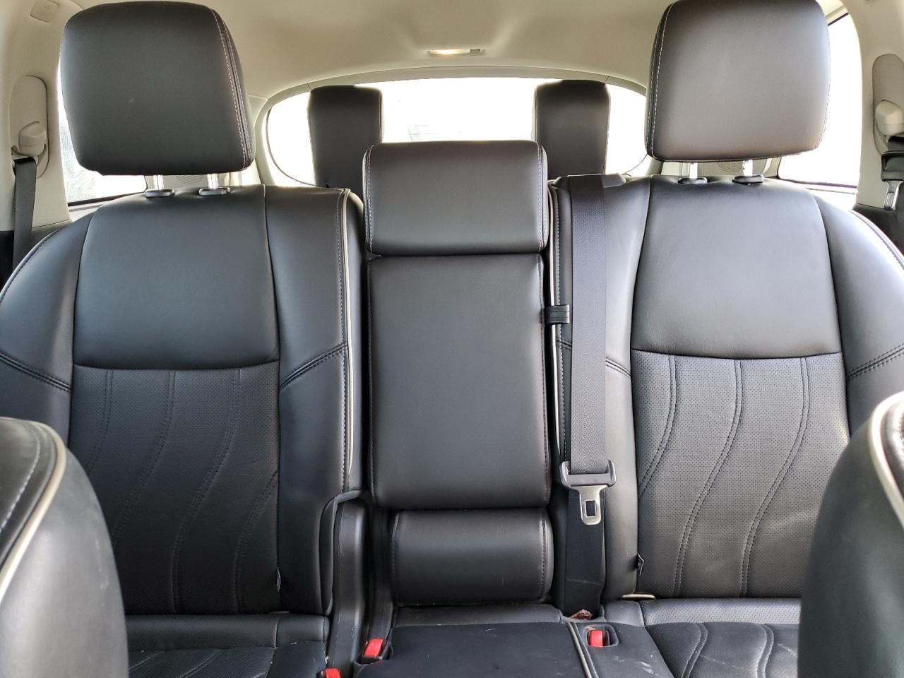2016 Infiniti QX60 - Image 10