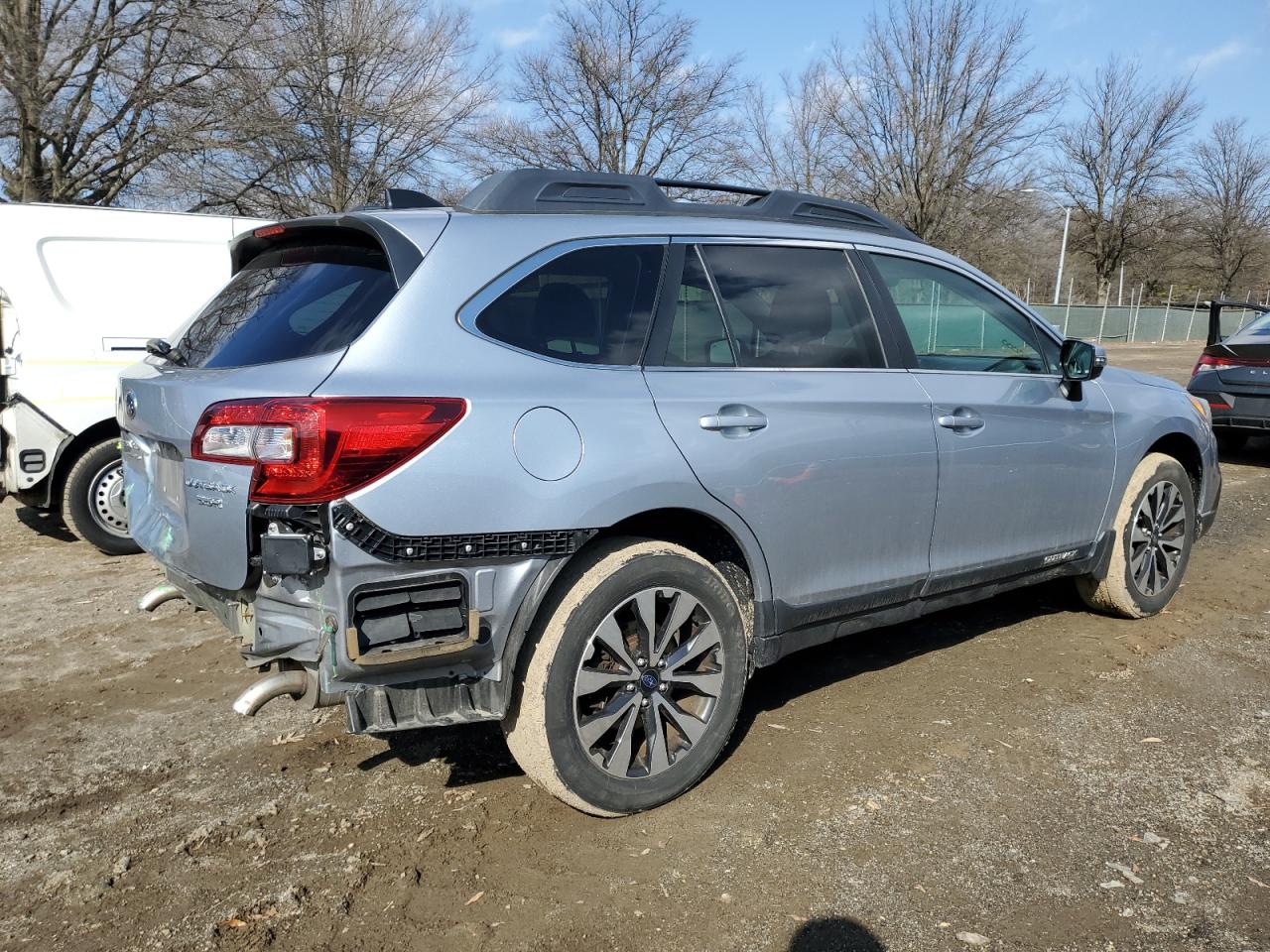 2016 Subaru Outback - Image 3