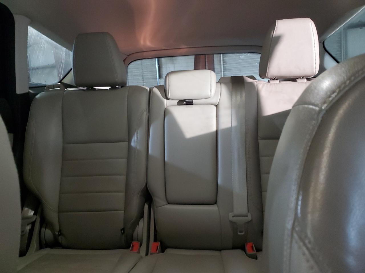 2015 Ford Escape - Image 10