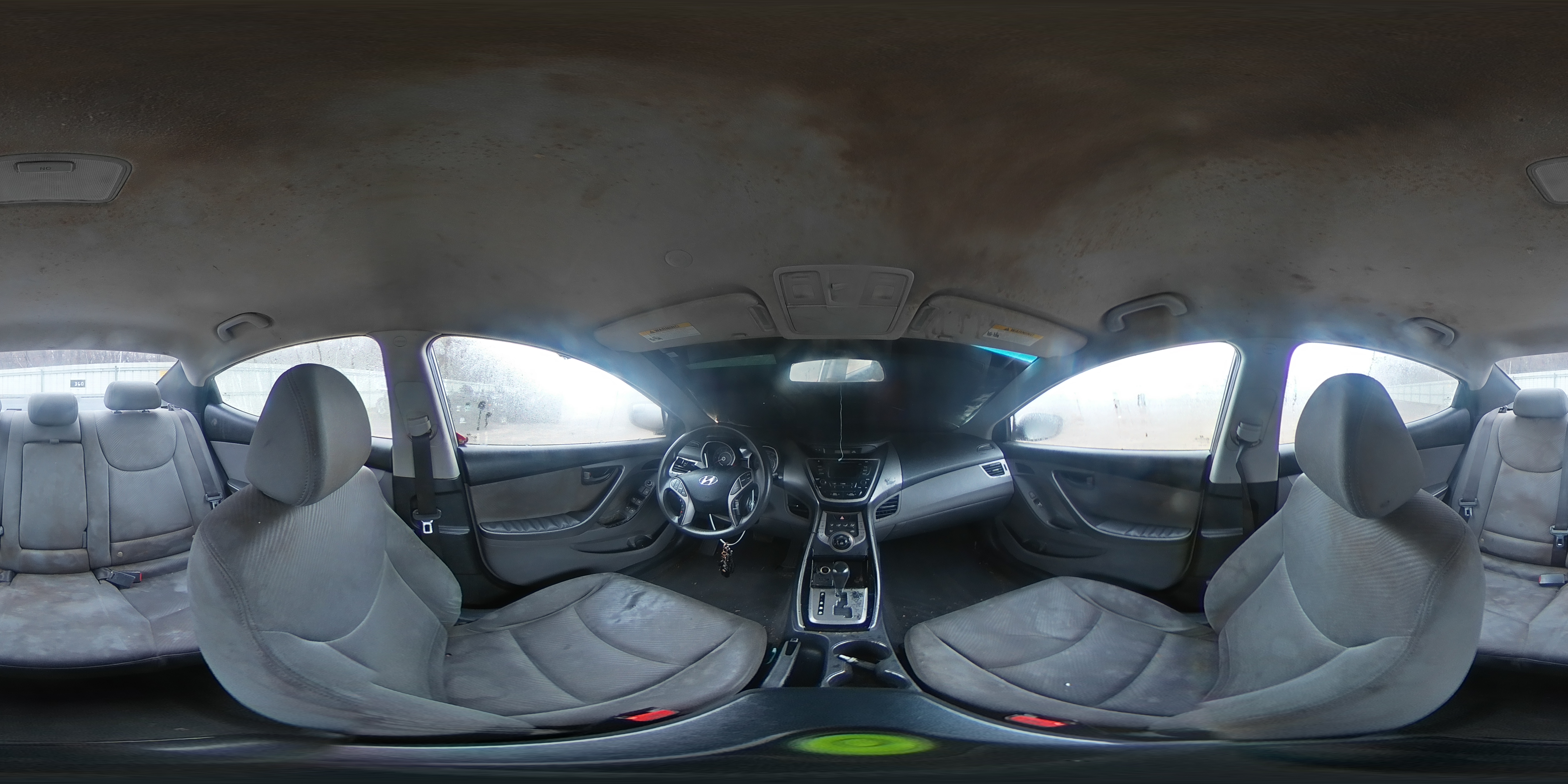 2013 Hyundai Elantra - Image 13