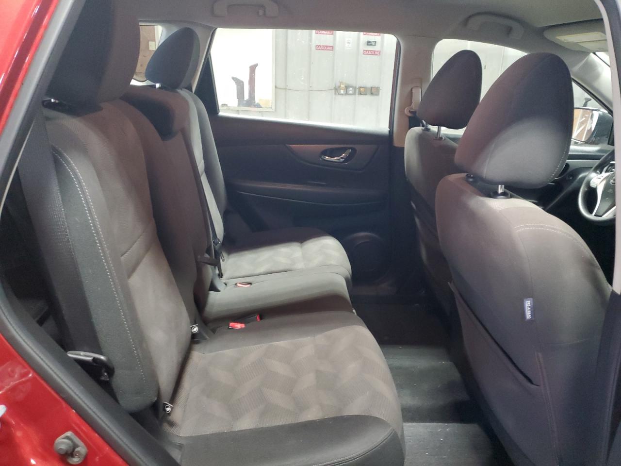 2016 Nissan Rogue - Image 11