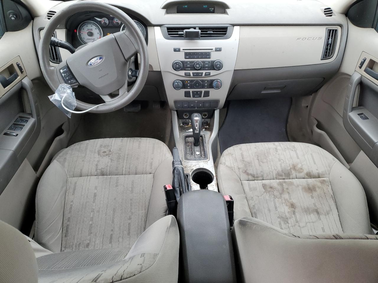 2010 Ford Focus - Image 8