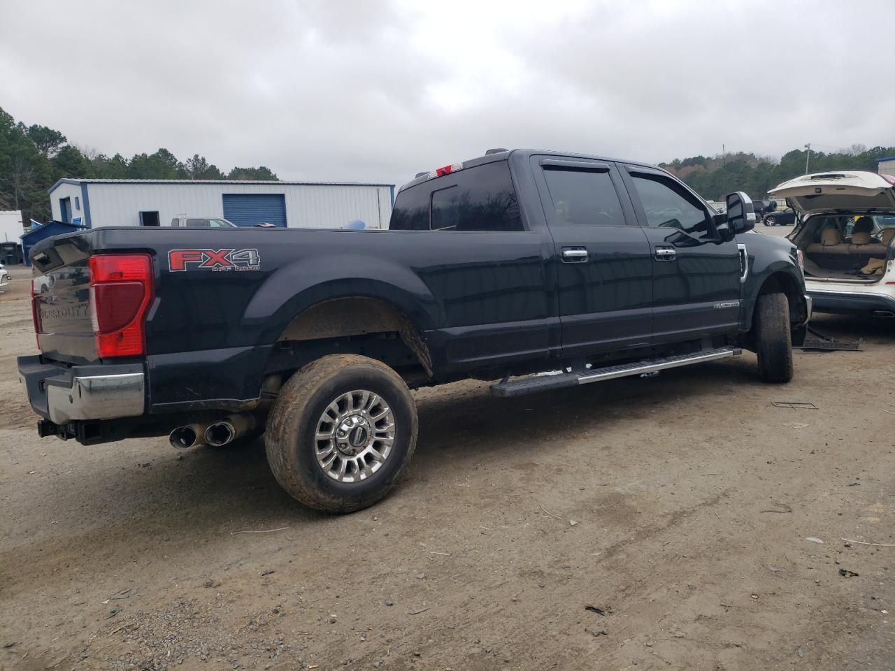 2022 Ford F250 - Image 3