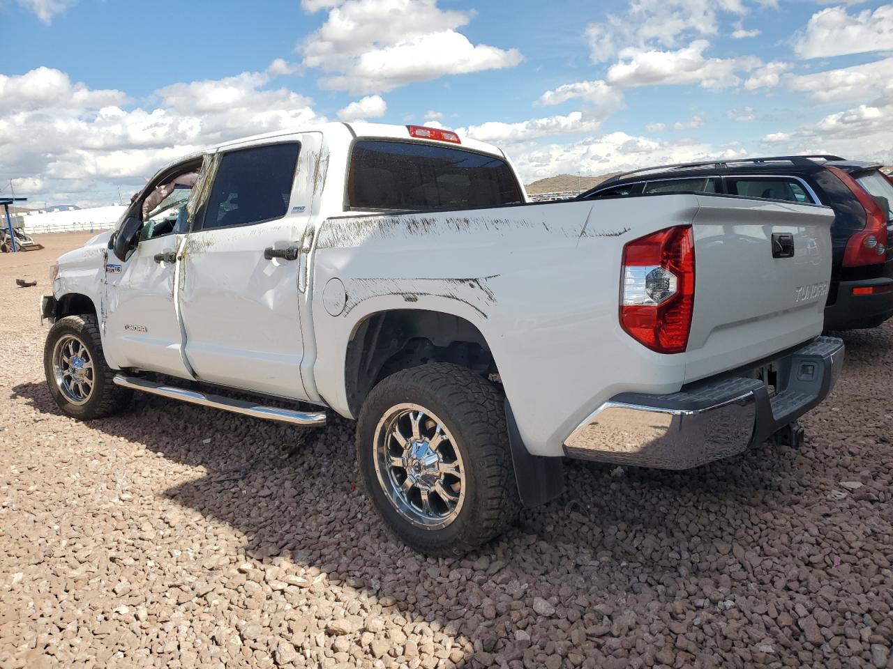 2014 Toyota Tundra - Image 2