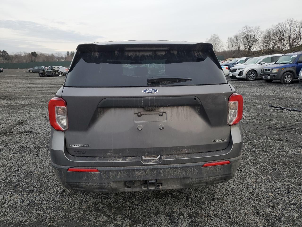 2020 Ford Explorer - Image 6
