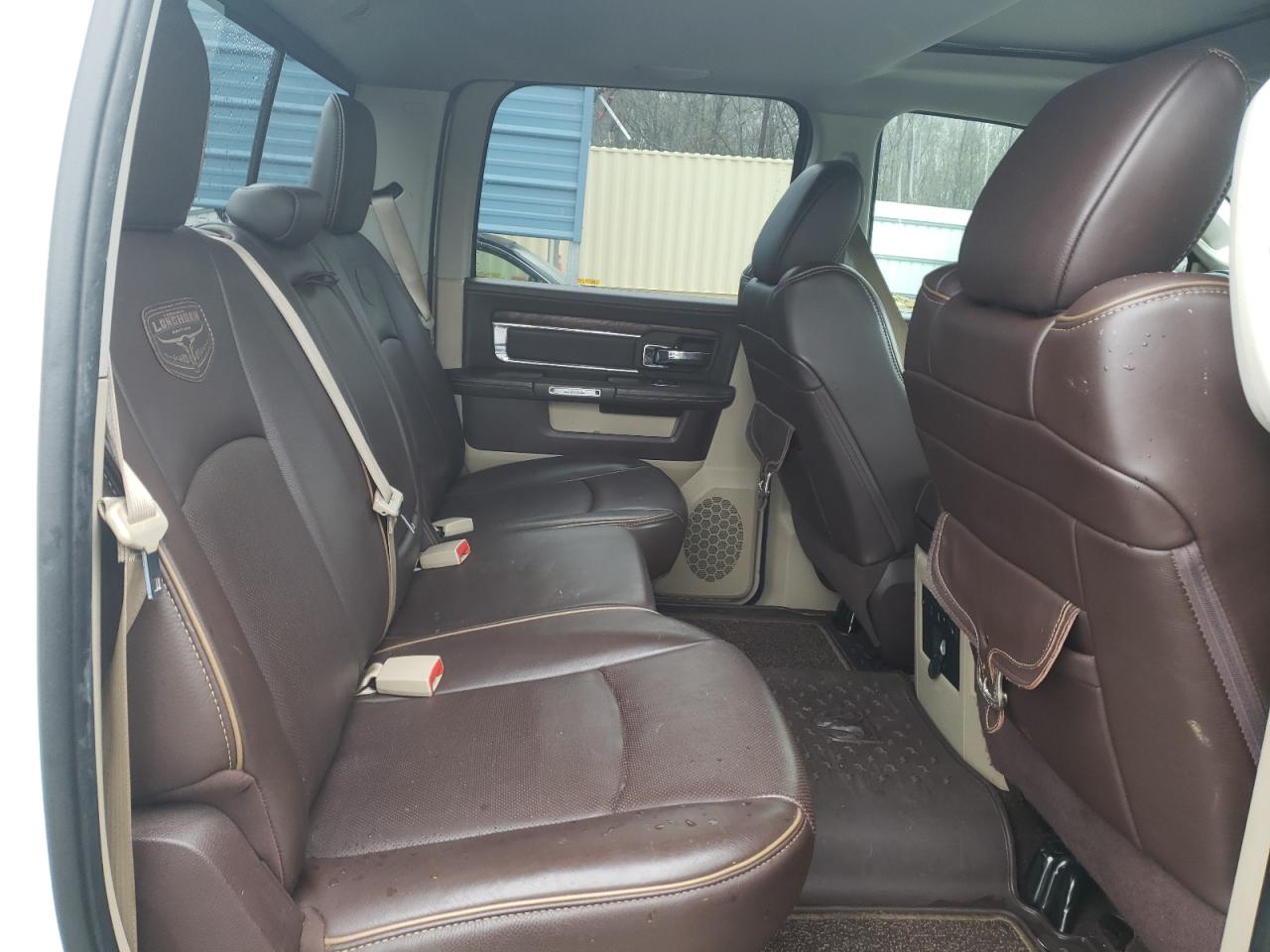2016 RAM 1500 - Image 10