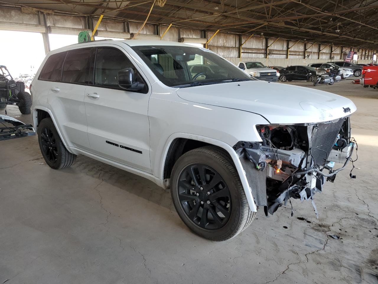 2019 Jeep Grand Cherokee - Image 4