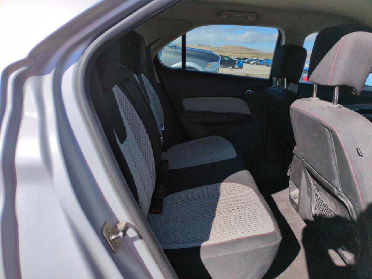 2011 Chevrolet Equinox - Image 10
