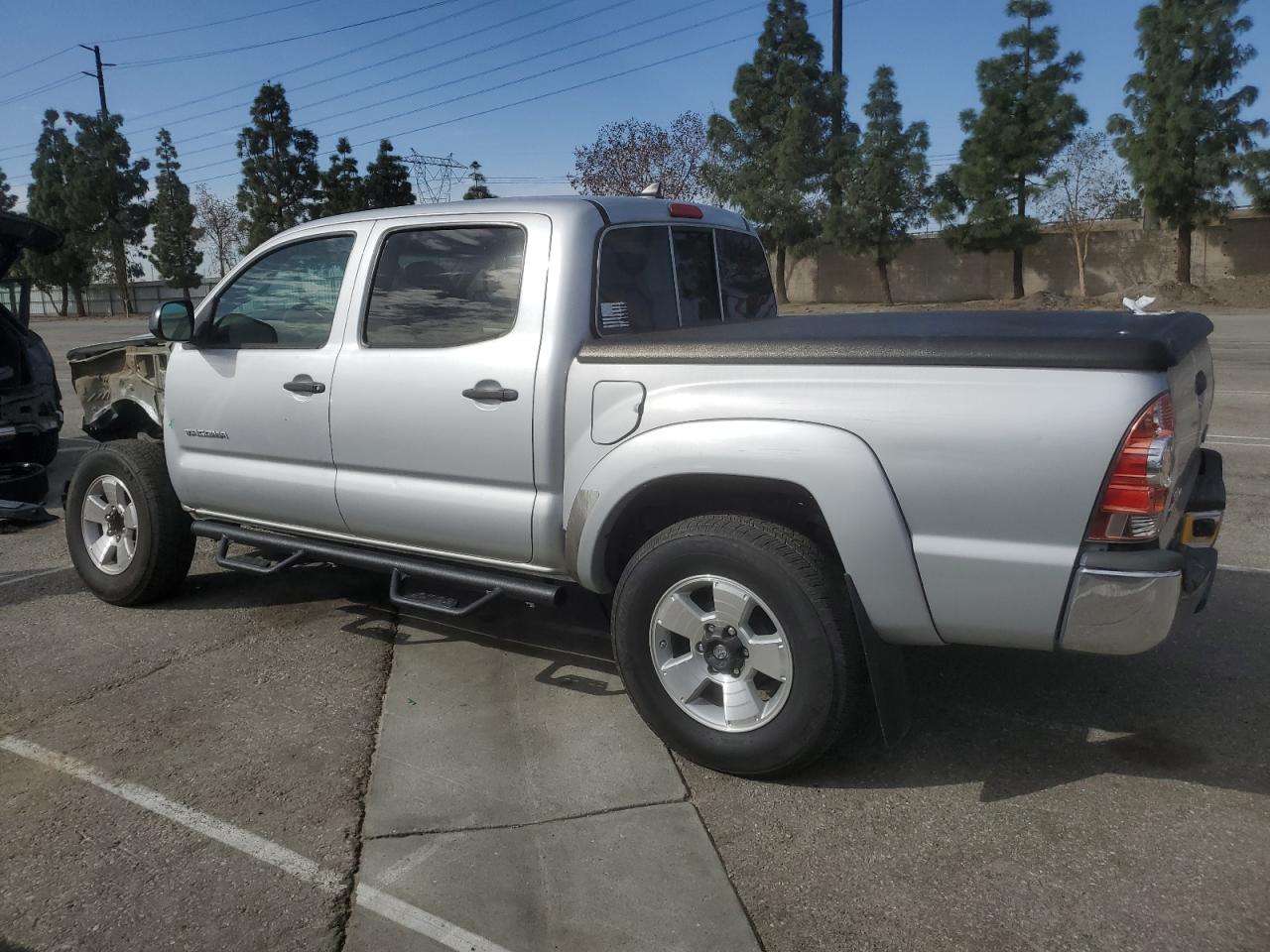 2012 Toyota Tacoma - Image 2