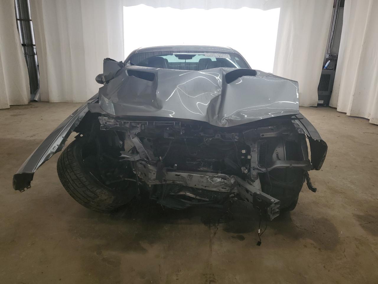 2018 Dodge Challenger - Image 5