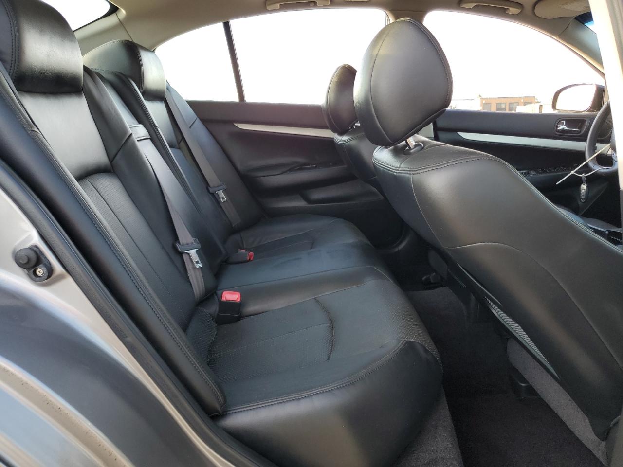2008 Infiniti G - Image 10