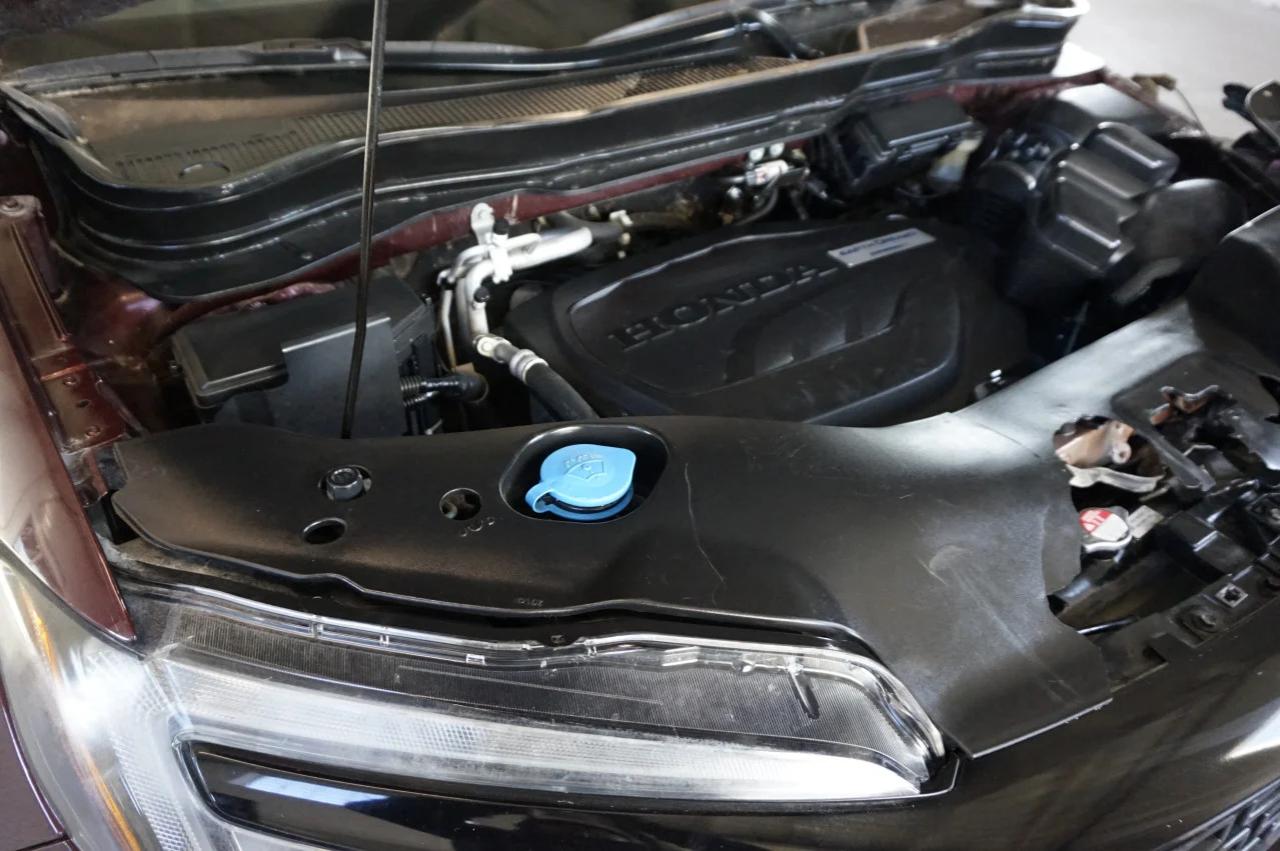 2020 Honda Passport Touring VIN: 5FNYF8H9XLB002041 Lot: 44206975