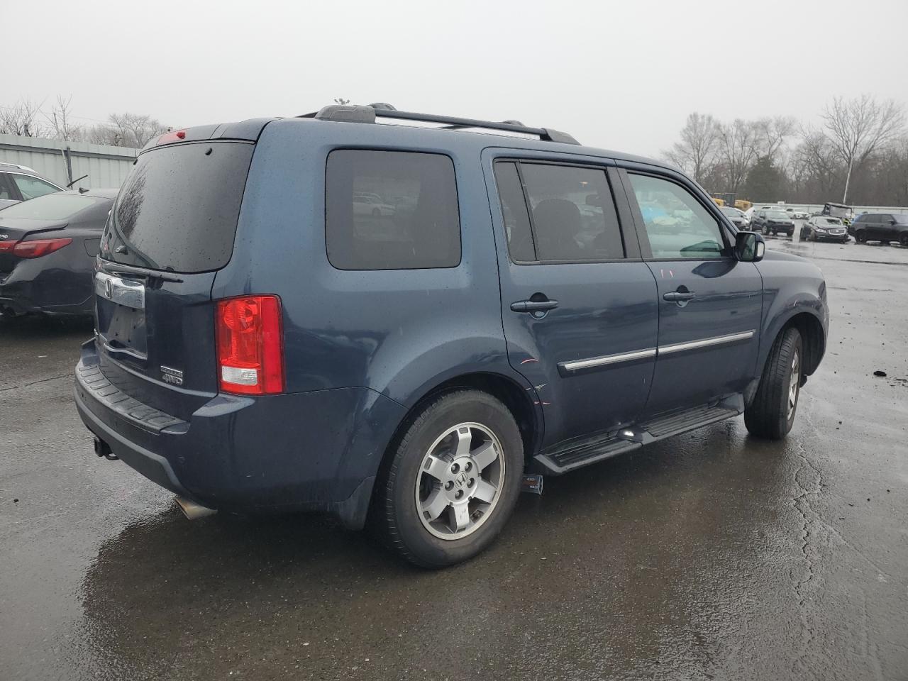 2011 Honda Pilot - Image 3
