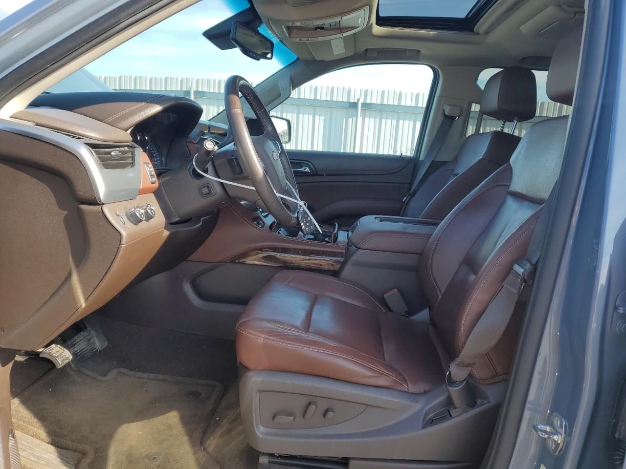 2016 Chevrolet Suburban - Image 7