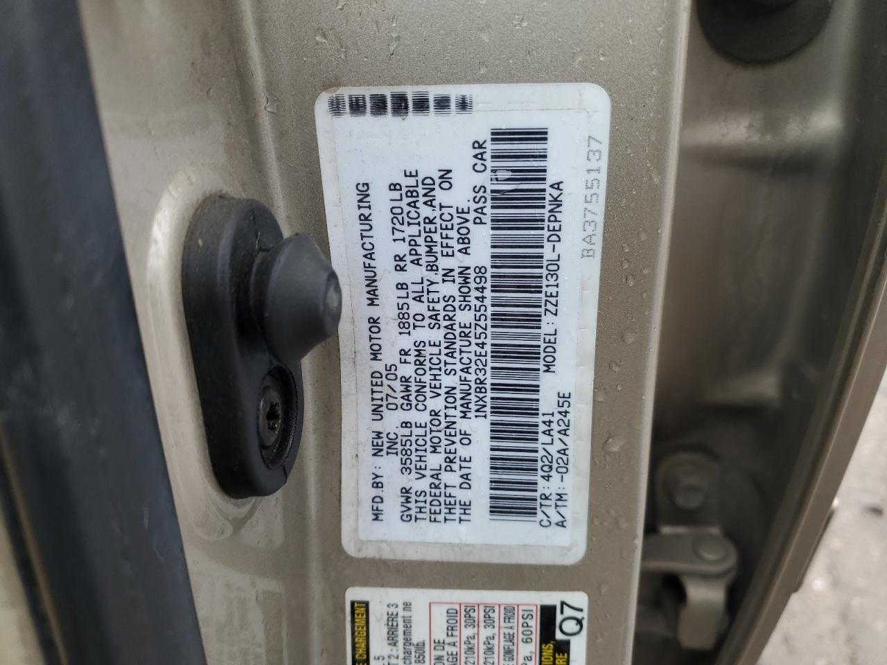 2005 Toyota Corolla - Image 14