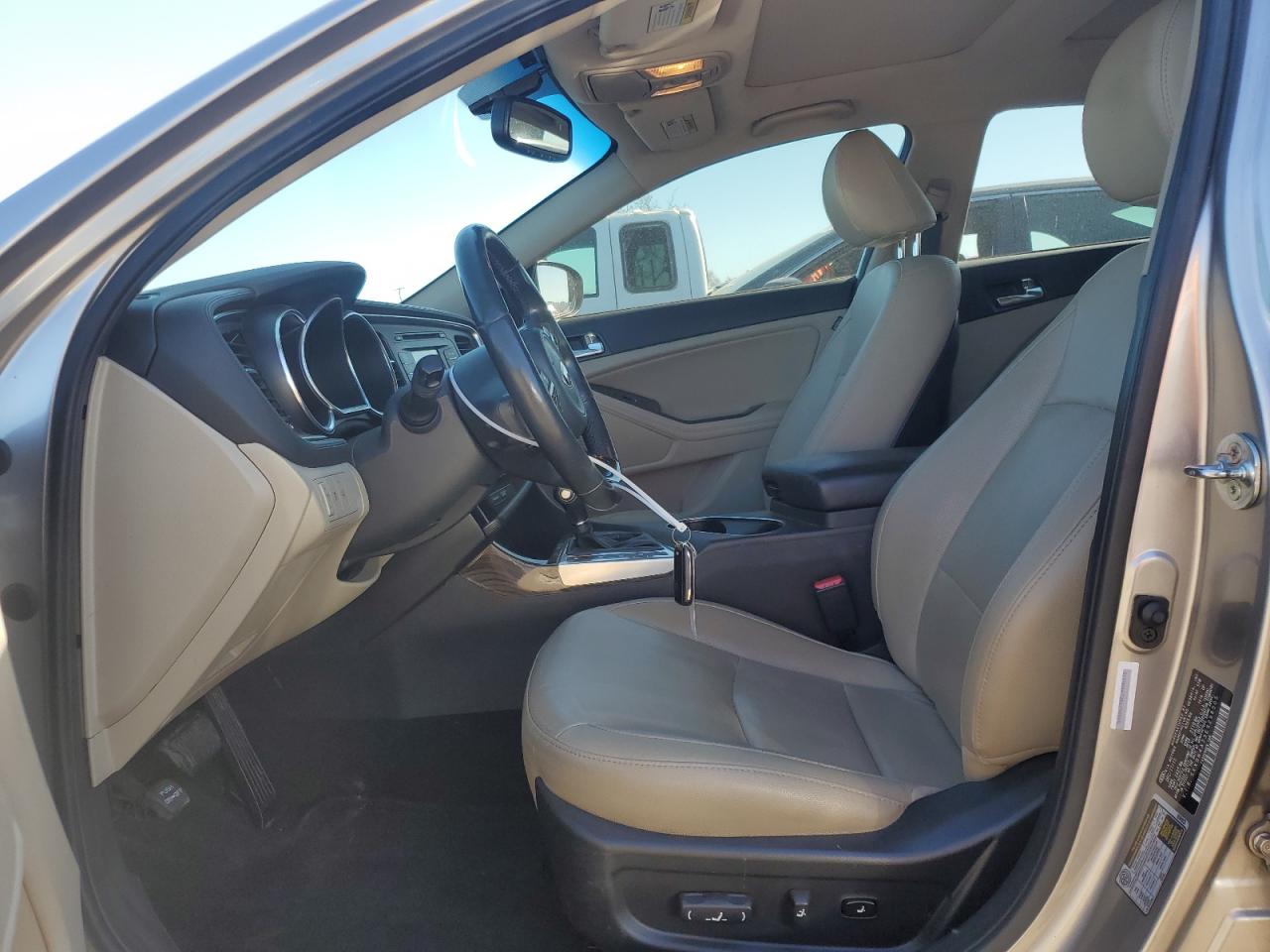 2014 Kia Optima - Image 7