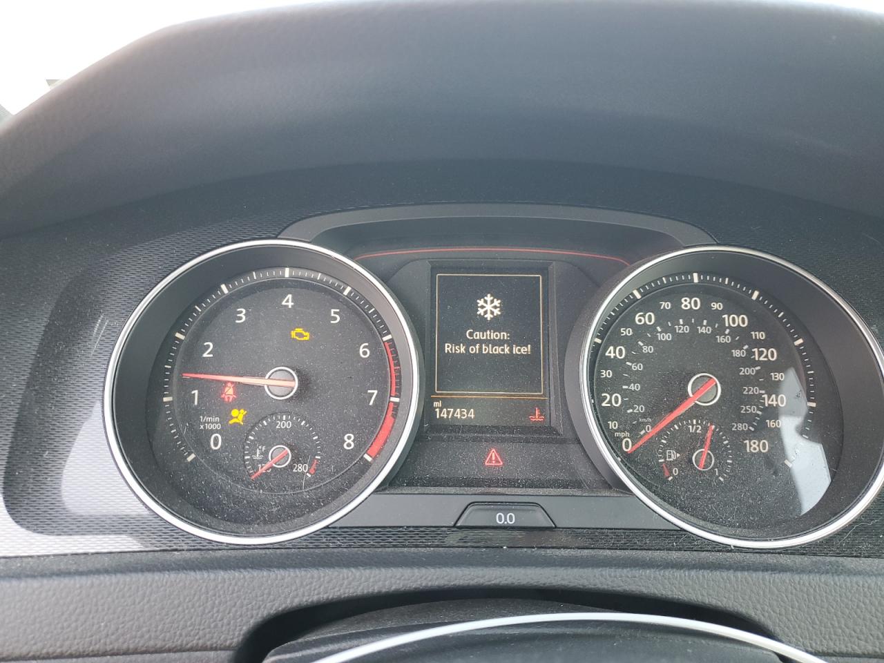 2015 Volkswagen GTI - Image 9