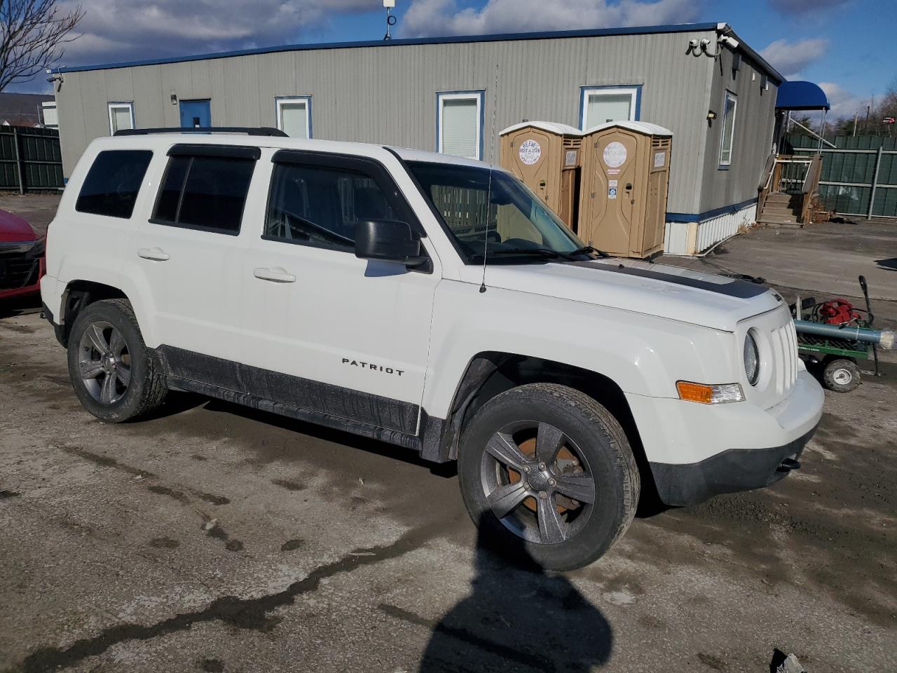 2016 Jeep Liberty (Patriot) - Image 4