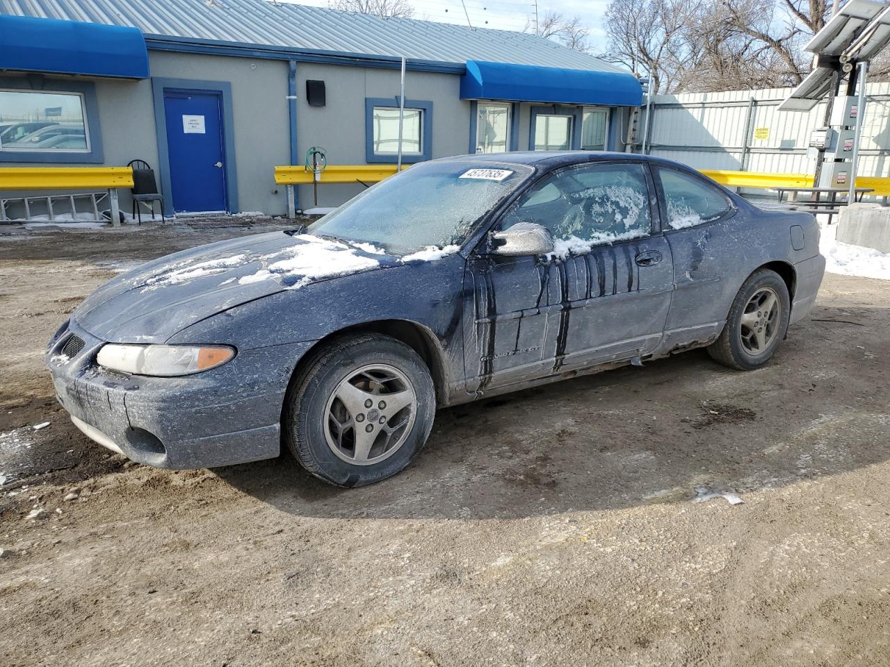 2001 Pontiac Grand Prix - Image 1