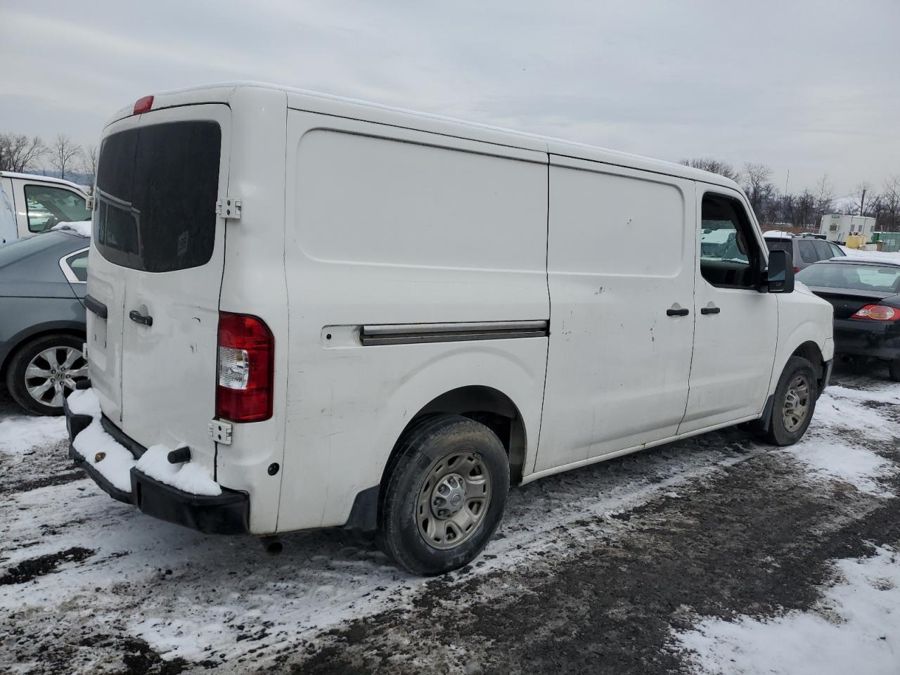 2012 Nissan NV - Image 3