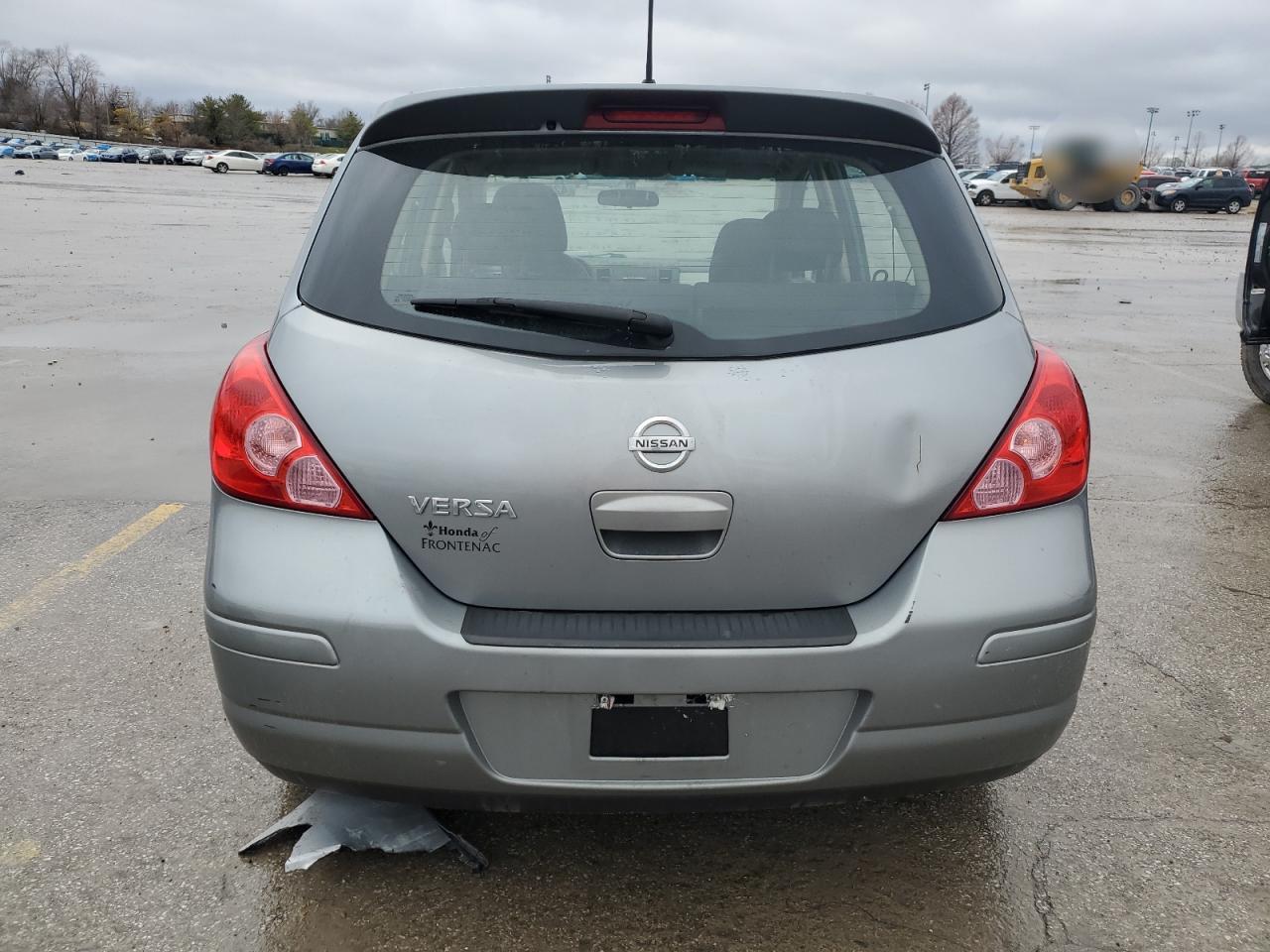 2009 Nissan Versa - Image 6