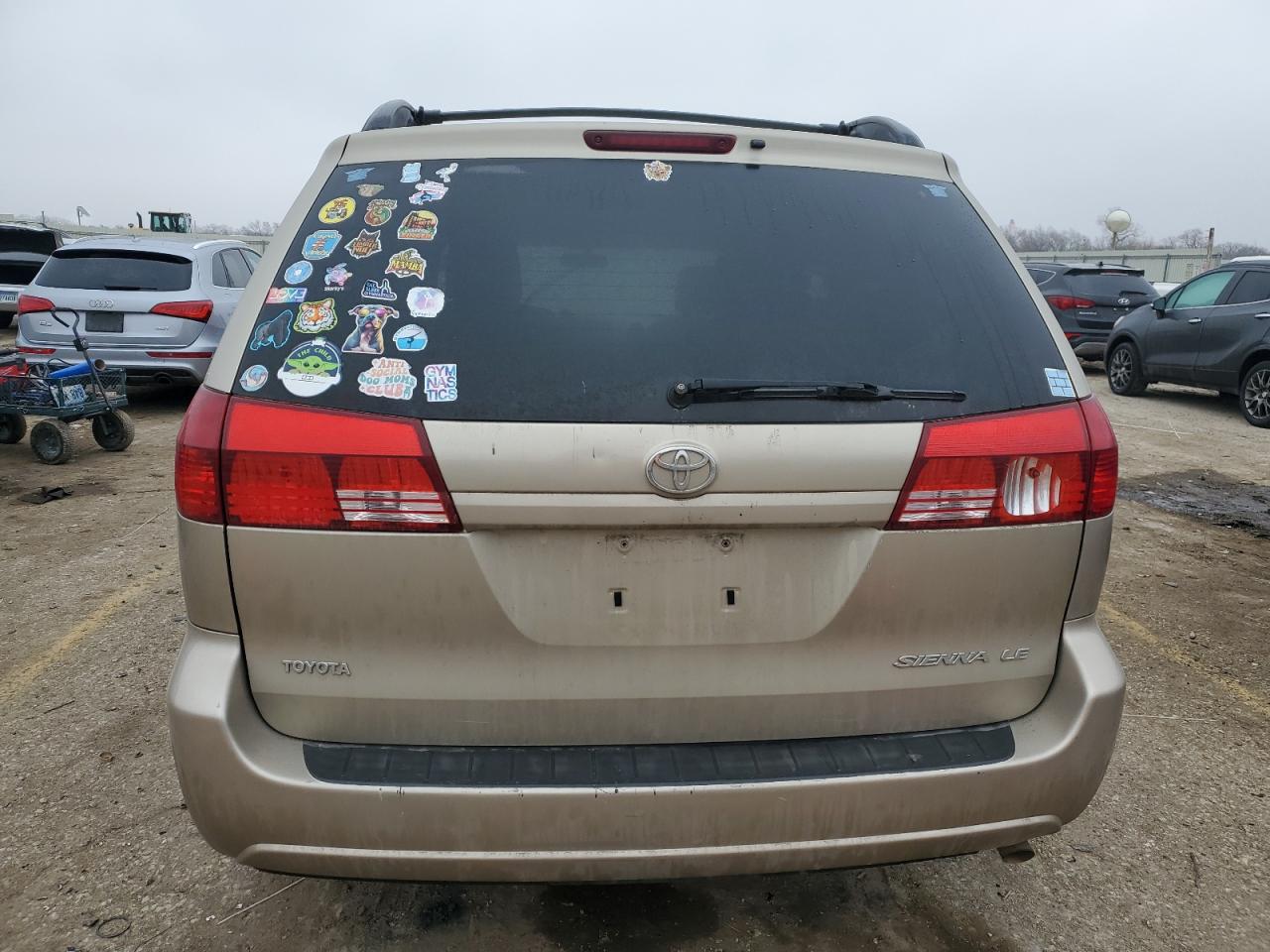 2005 Toyota Sienna - Image 6