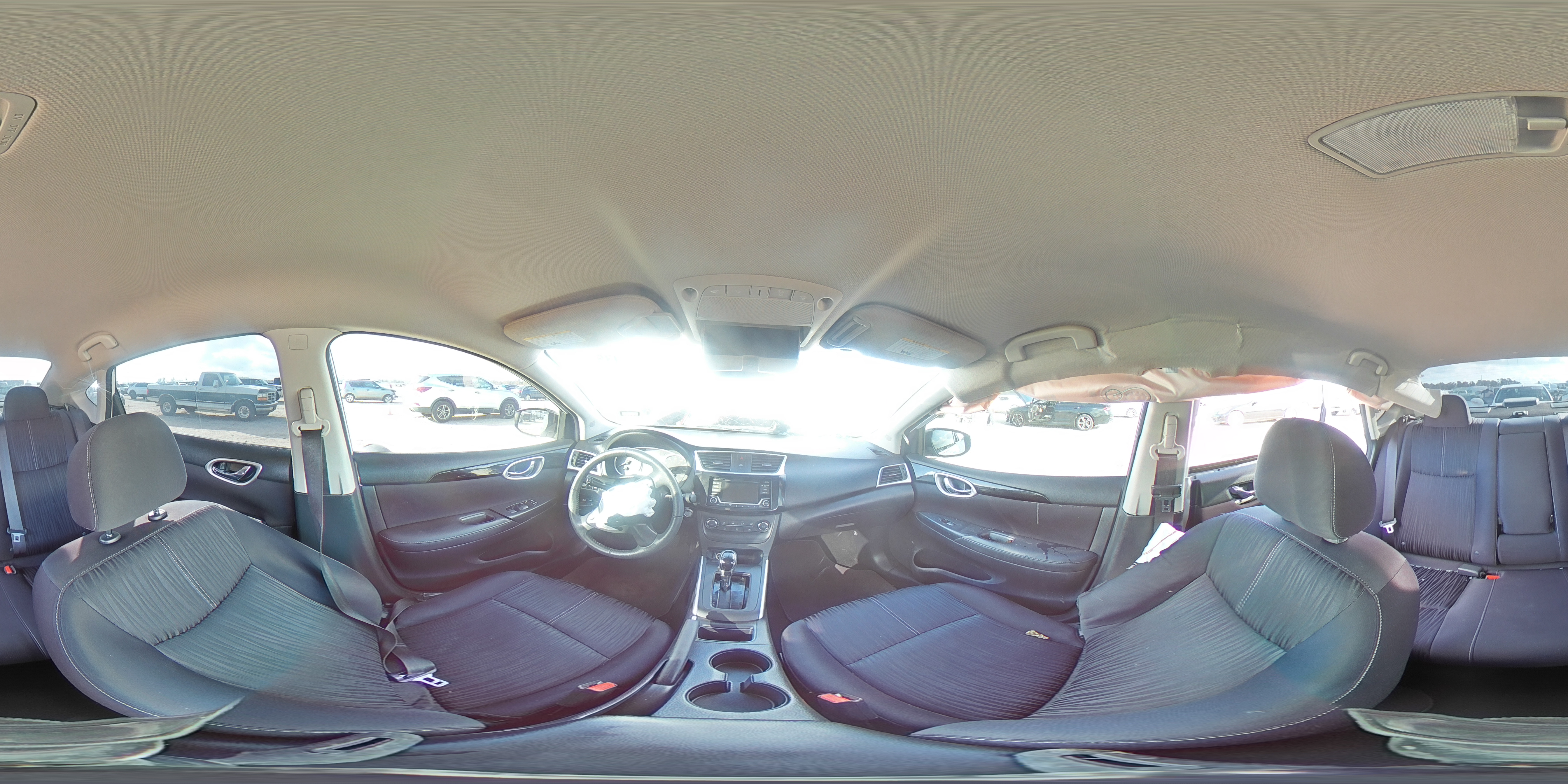 2016 Nissan Sentra - Image 13