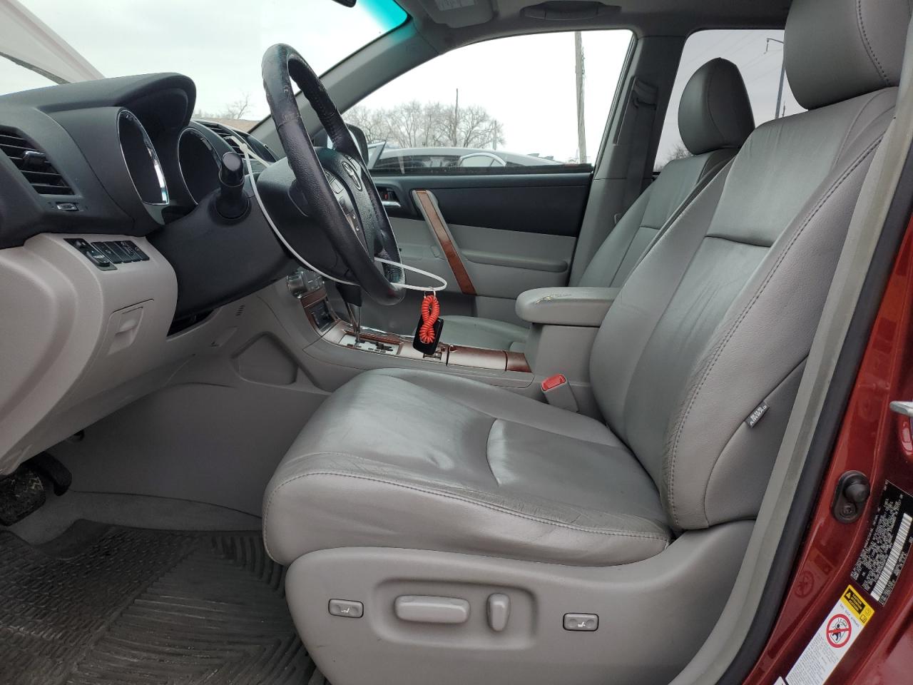 2010 Toyota Highlander - Image 7