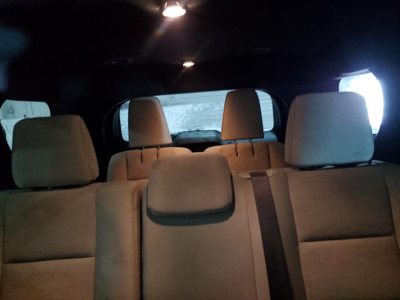 2012 Ford Explorer - Image 10