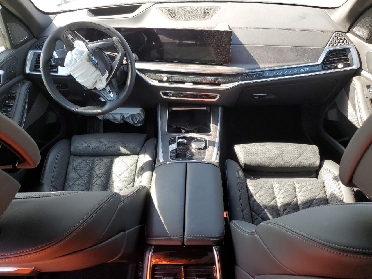 2024 BMW X5 - Image 8