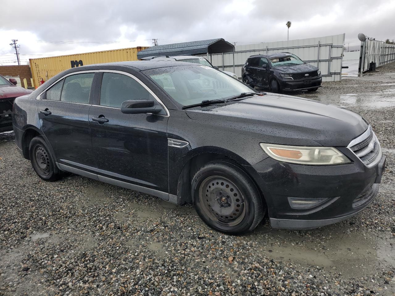 2010 Ford Taurus - Image 4