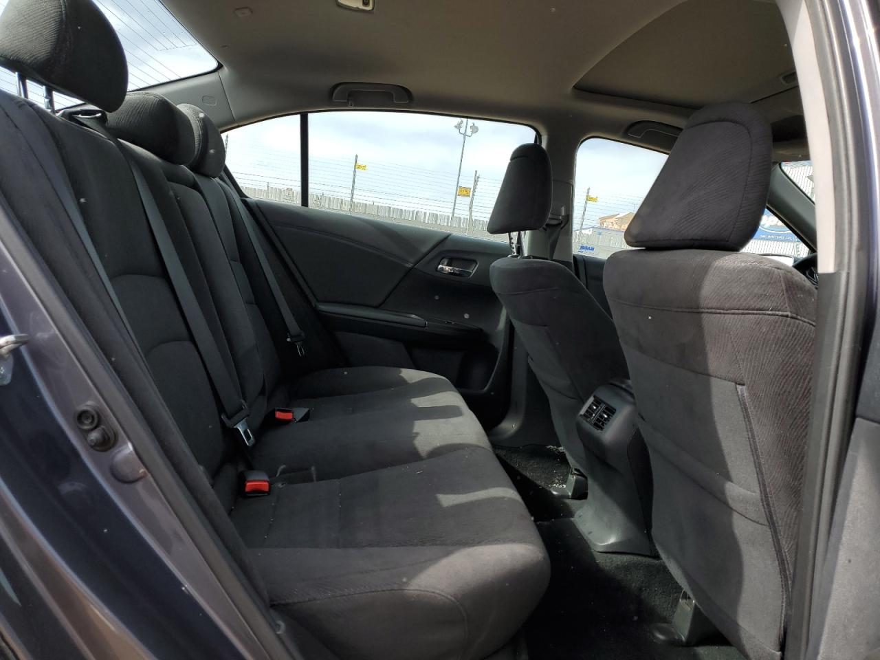 2015 Honda Accord - Image 10