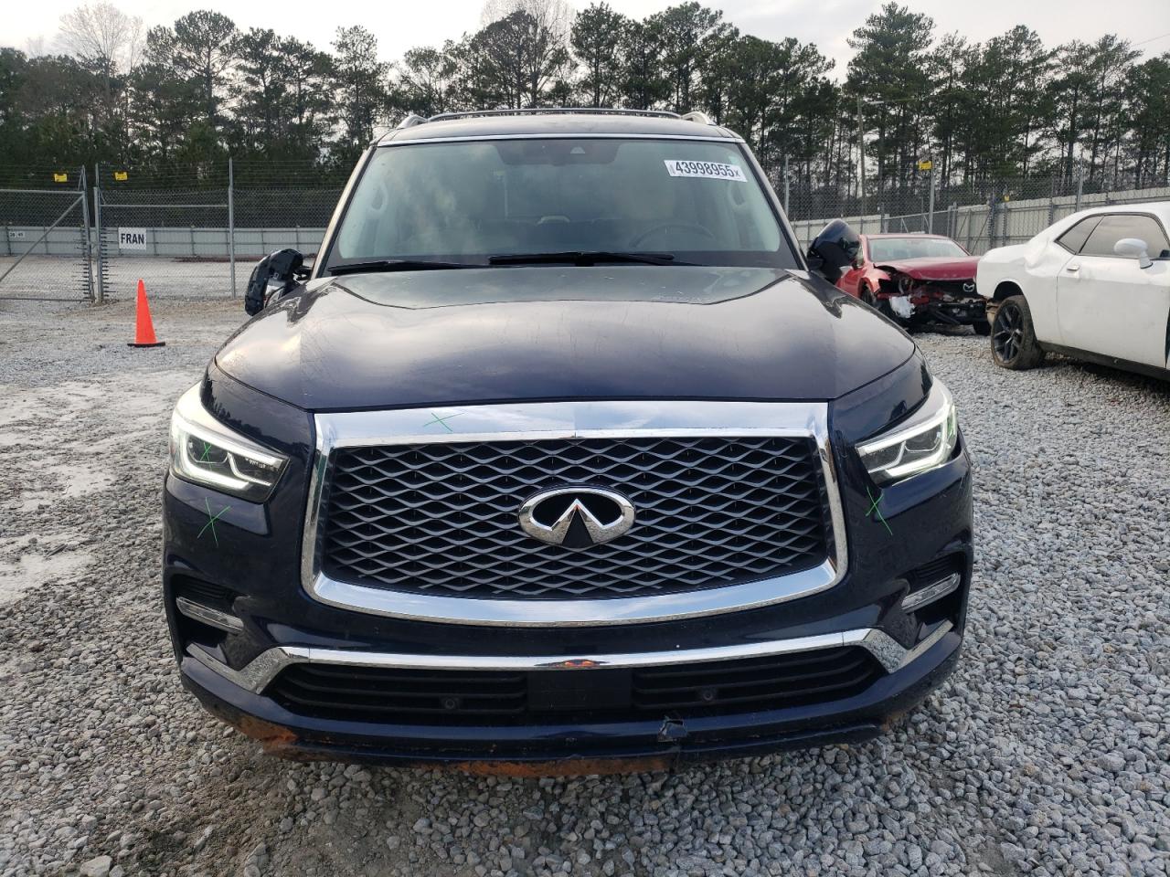 2019 Infiniti QX80 - Image 5