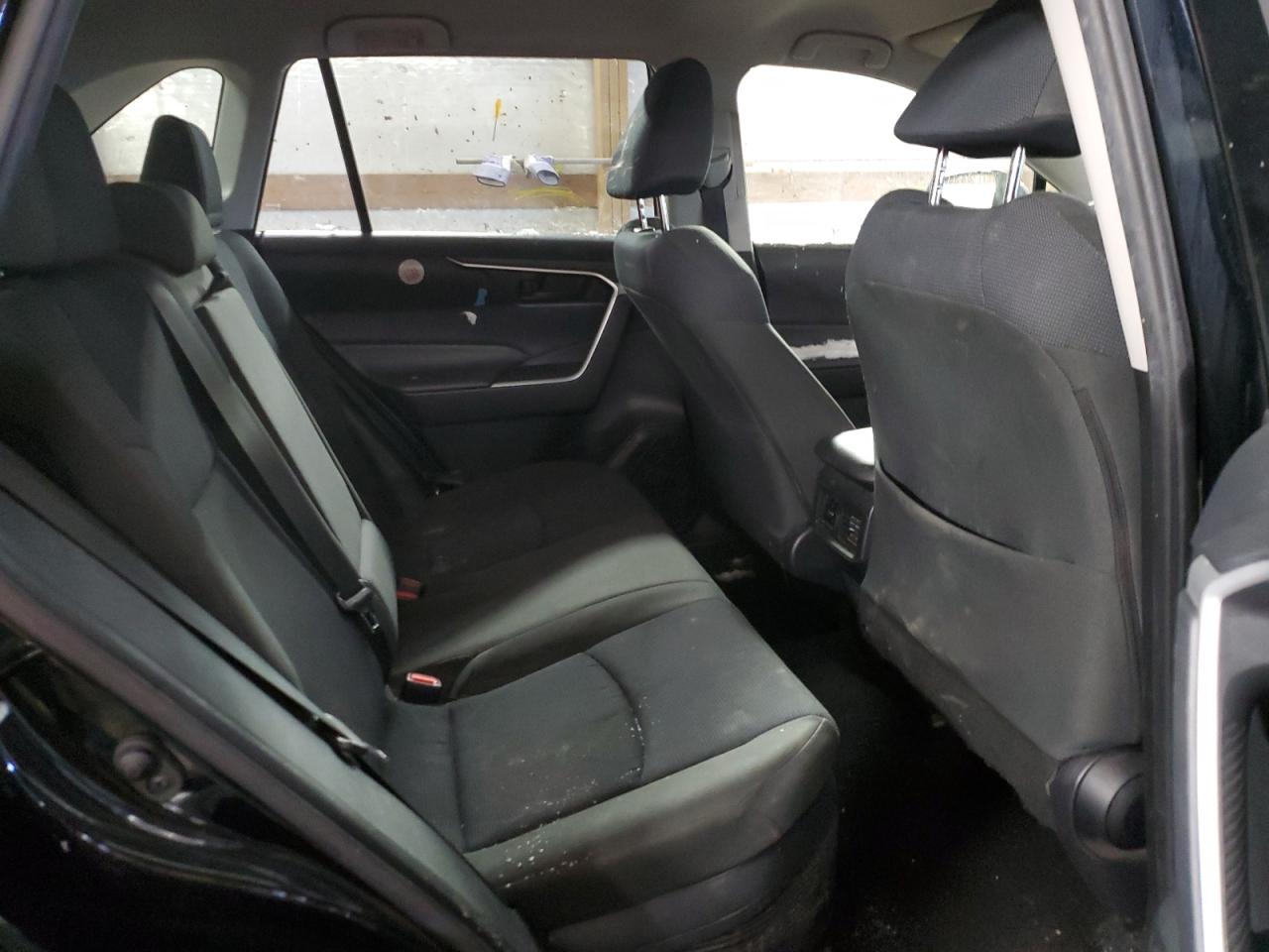 2019 Toyota RAV 4 - Image 11