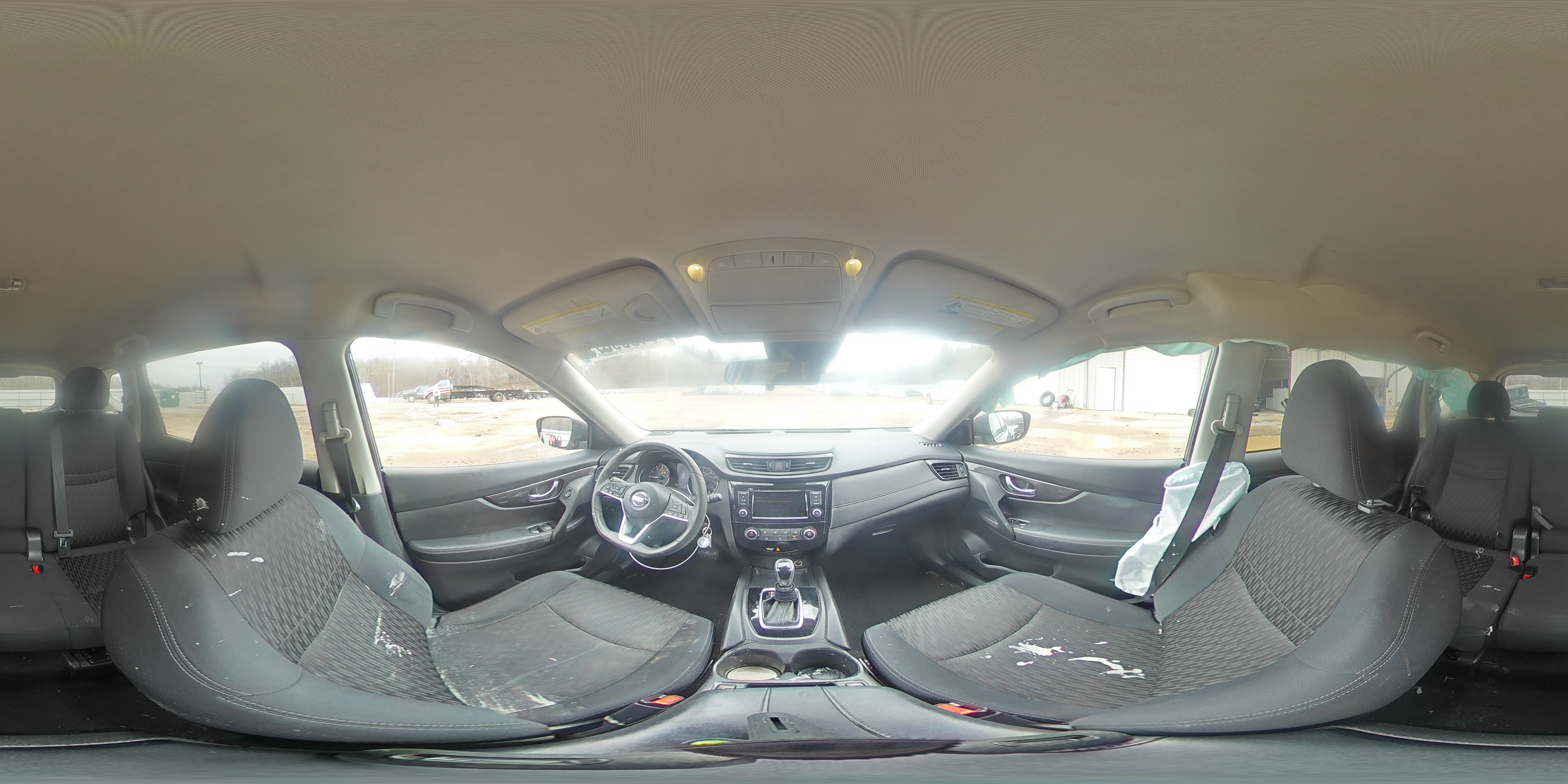 2019 Nissan Rogue - Image 13