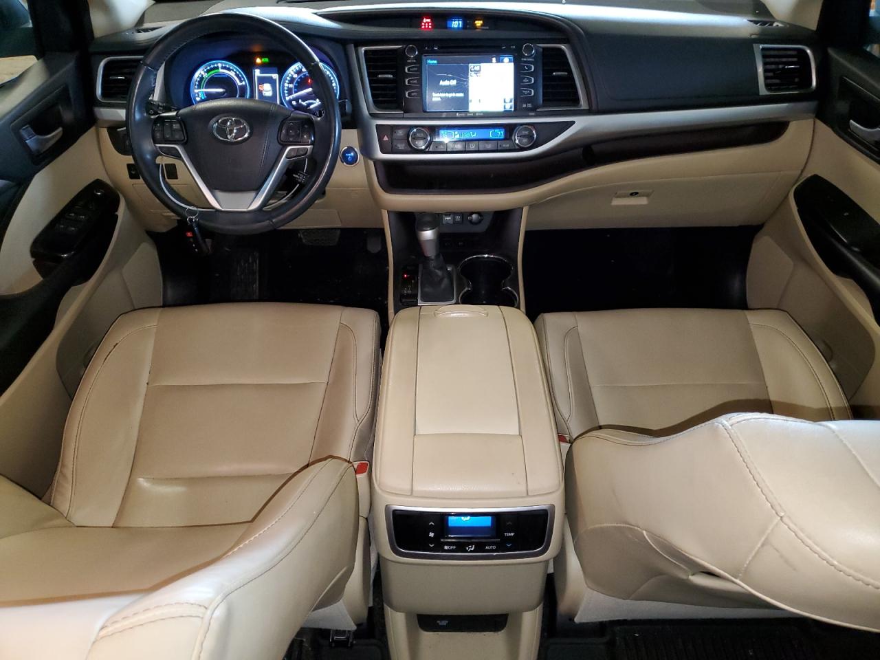 2019 Toyota Highlander - Image 8
