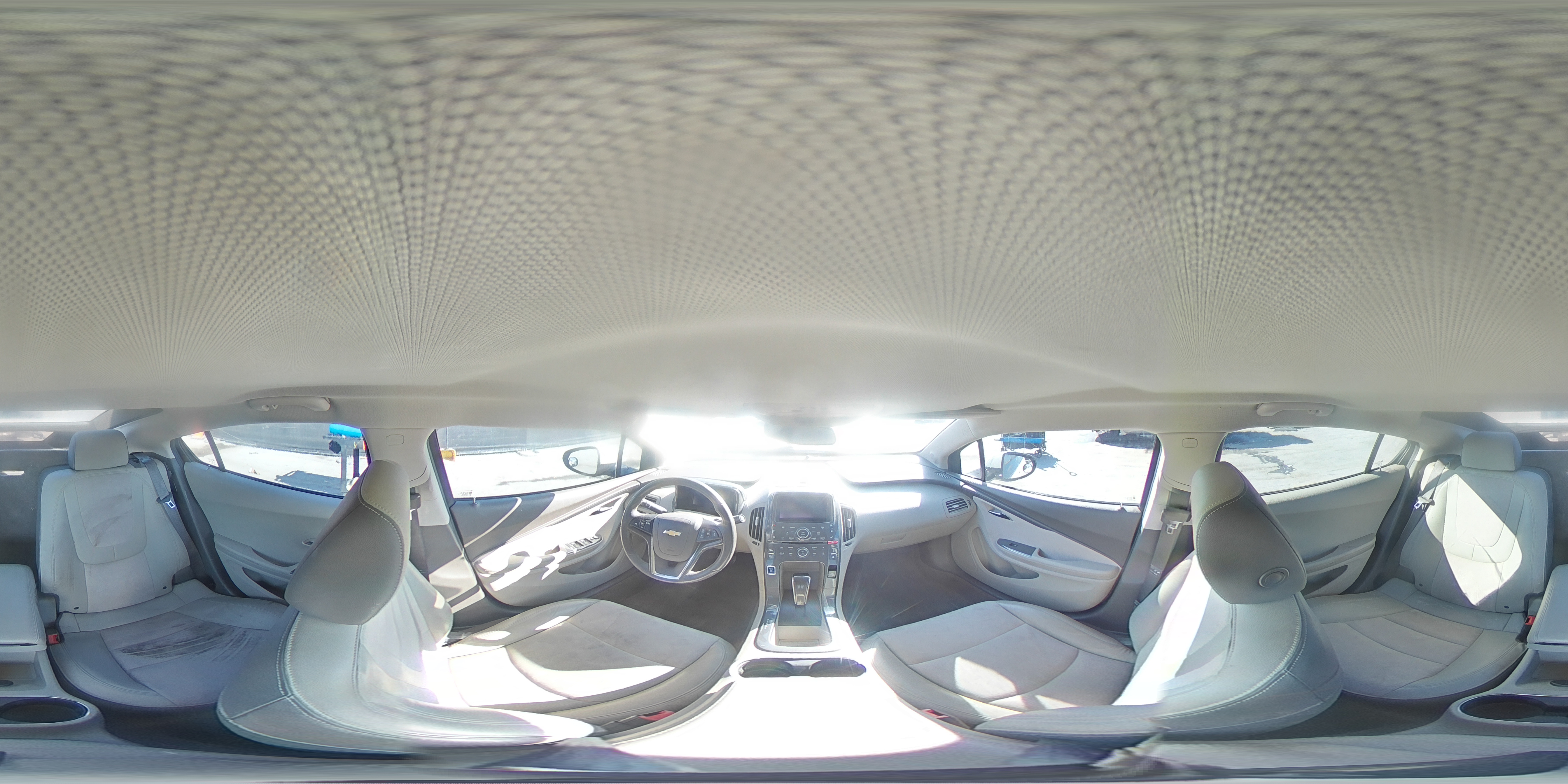 2013 Chevrolet Volt - Image 16