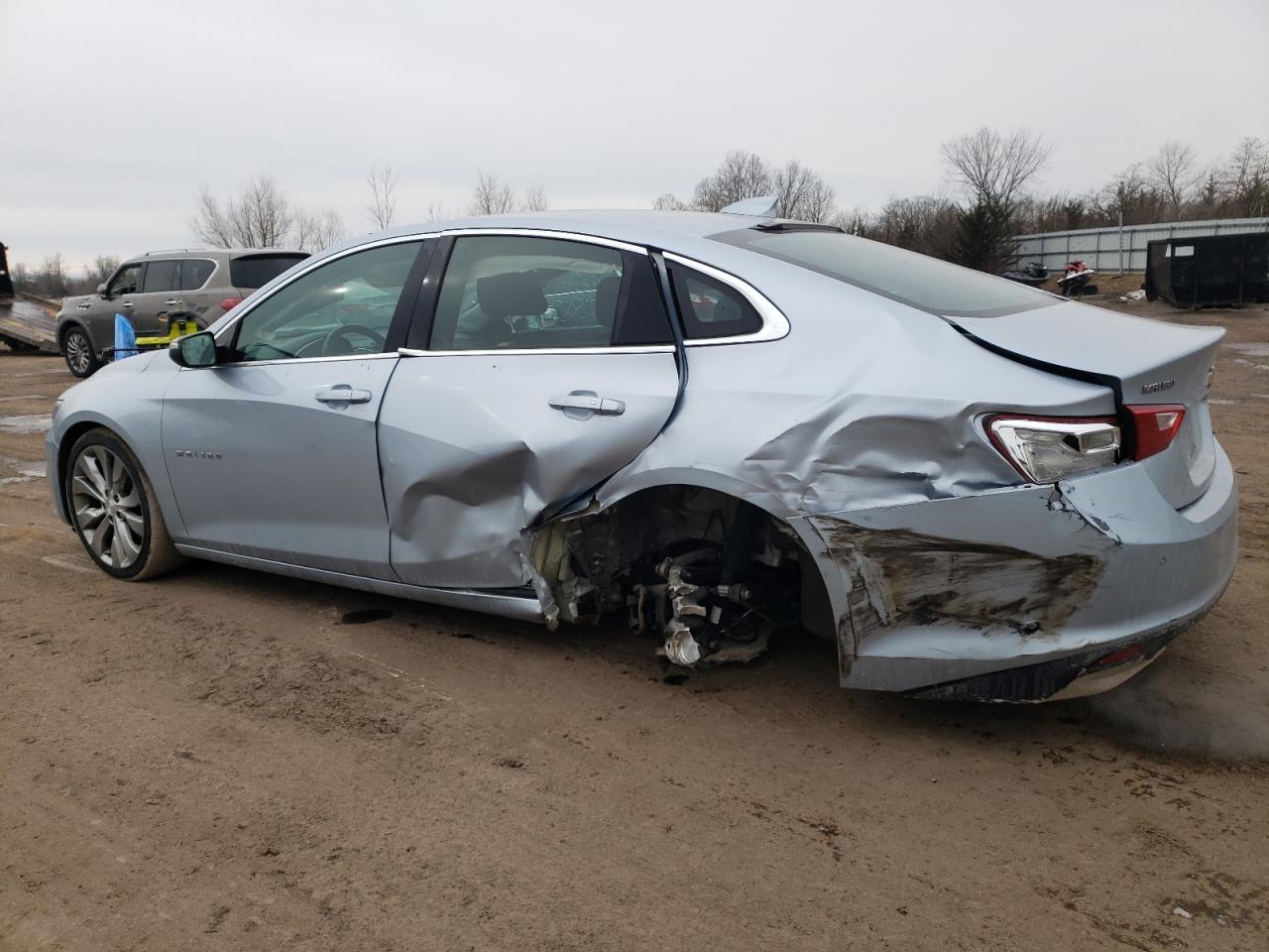 2017 Chevrolet Malibu - Image 2