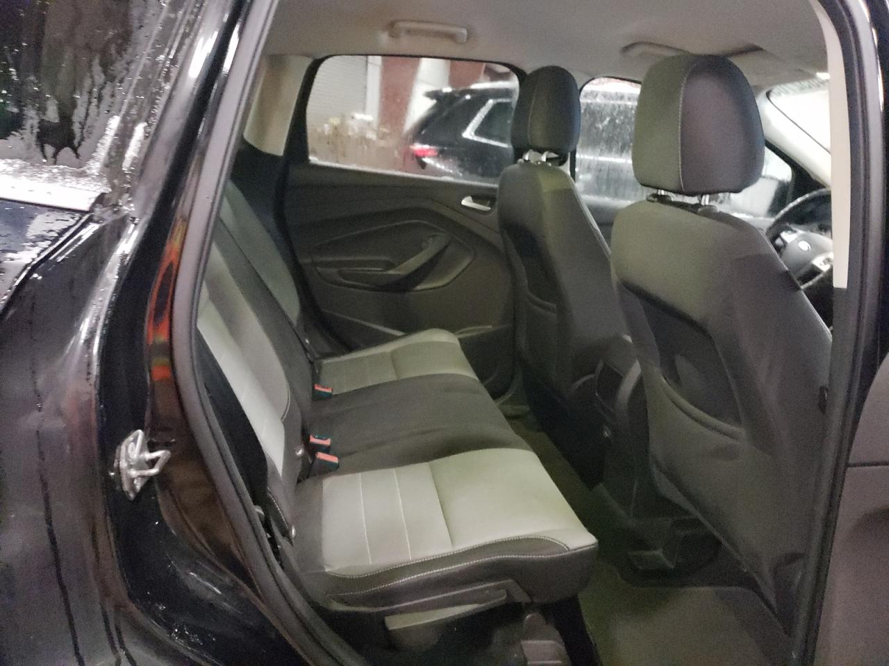 2016 Ford Escape - Image 11
