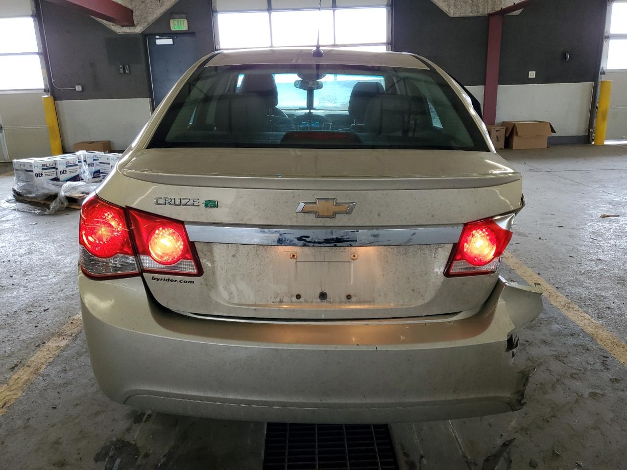 2012 Chevrolet Cruze - Image 6