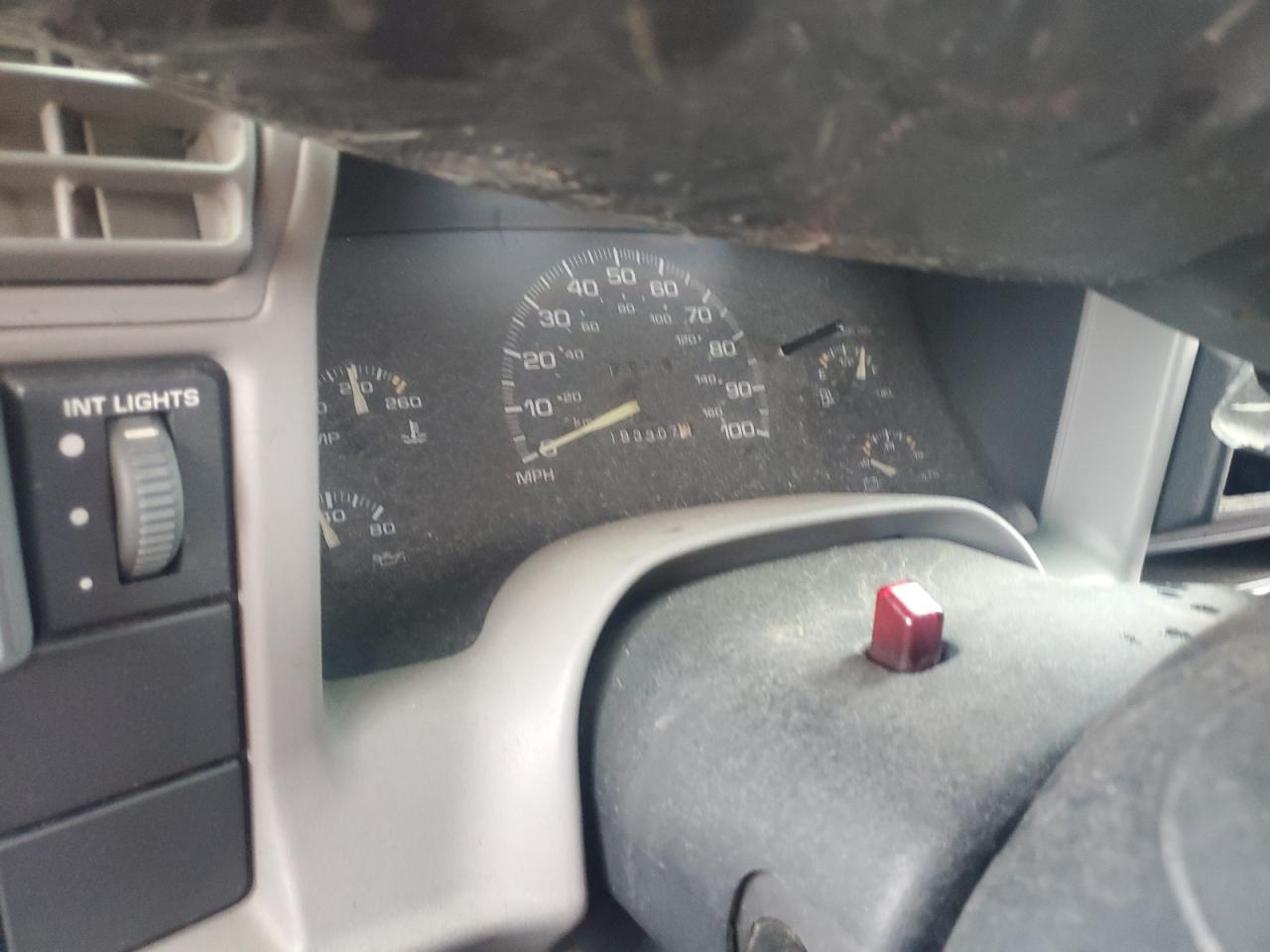 1995 Chevrolet S-10 Pickup - Image 9