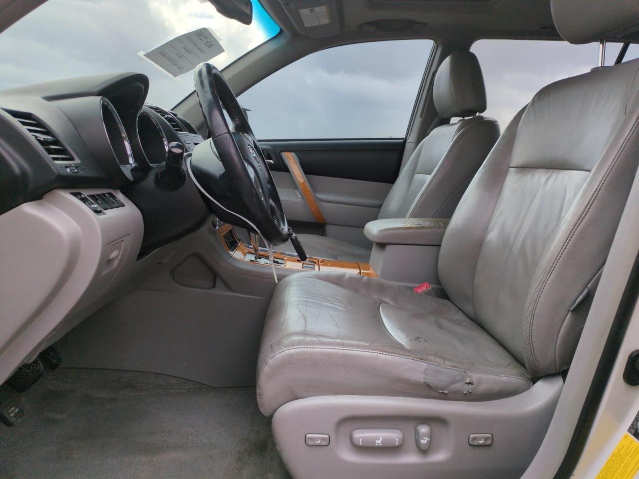 2008 Toyota Highlander - Image 7