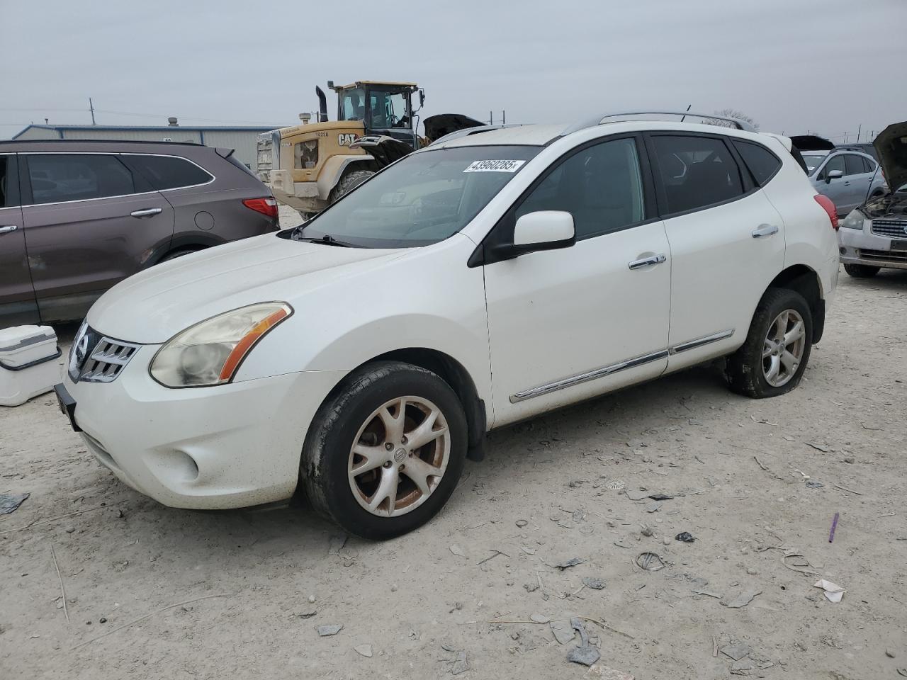 2011 Nissan Rogue - Image 1