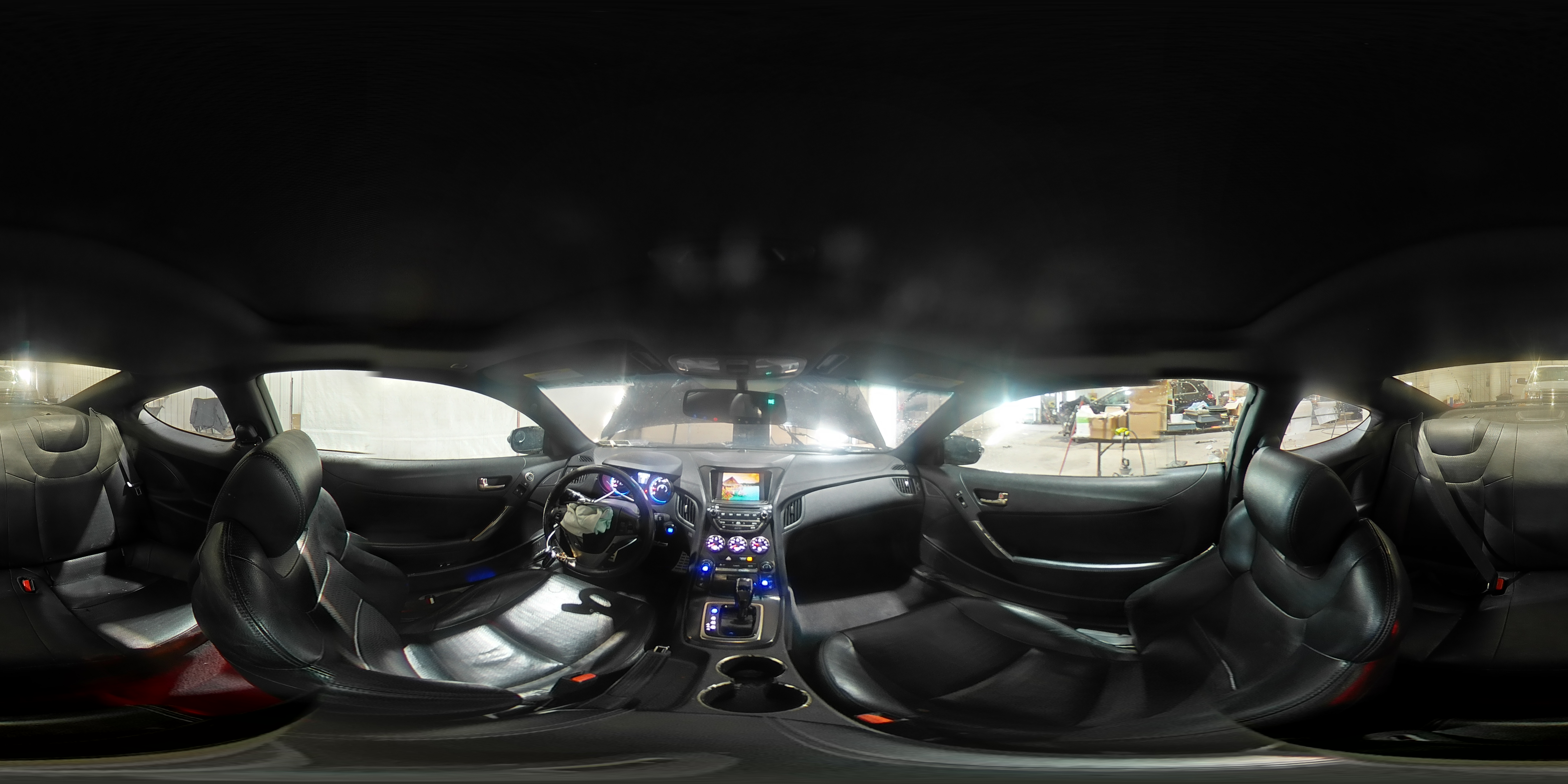 2014 Hyundai Genesis - Image 15