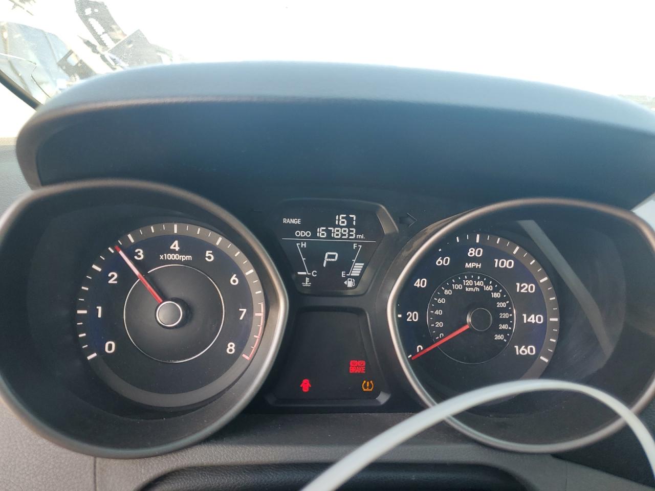 2013 Hyundai Elantra - Image 9