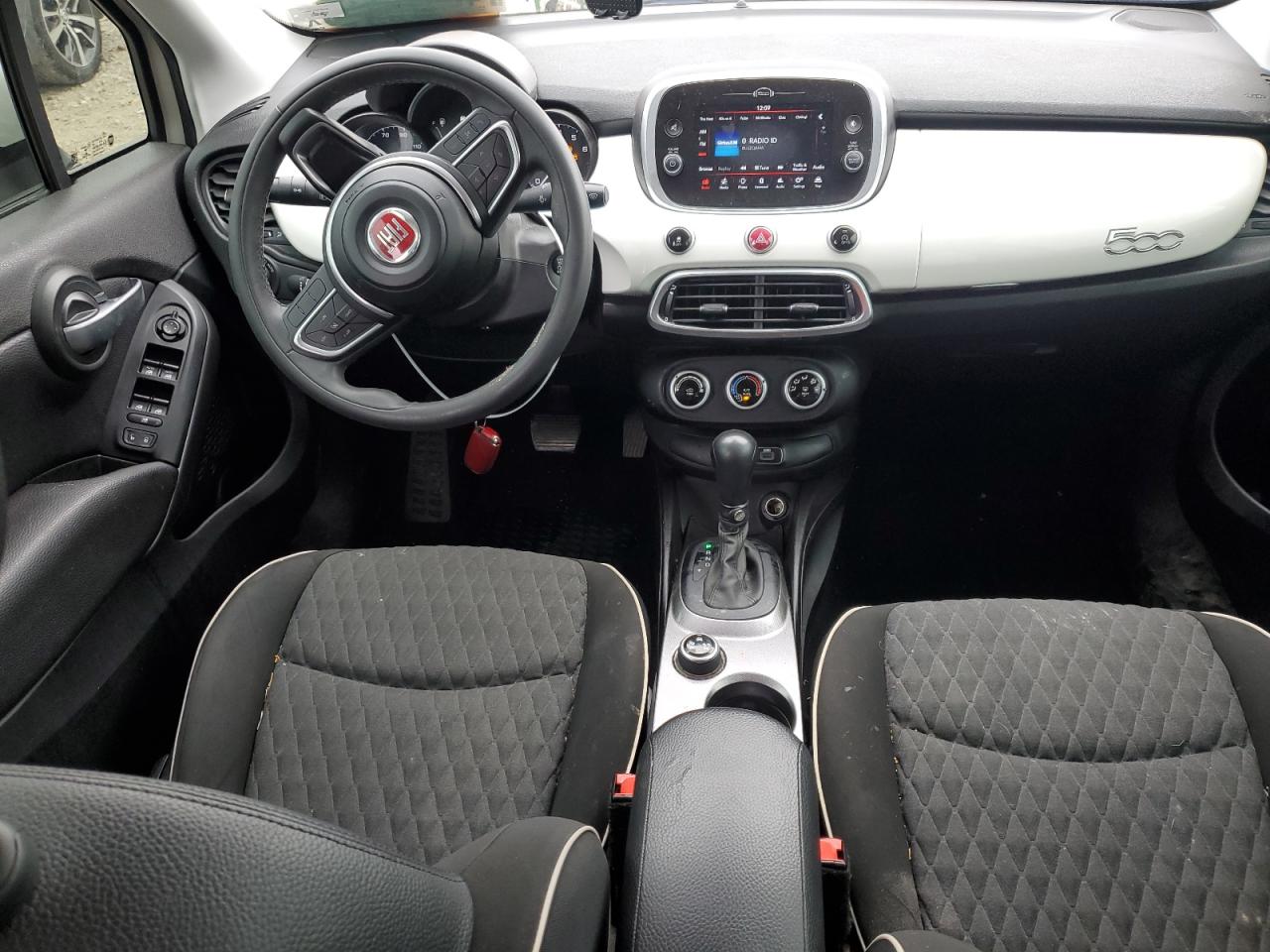 2019 Fiat 500 - Image 8