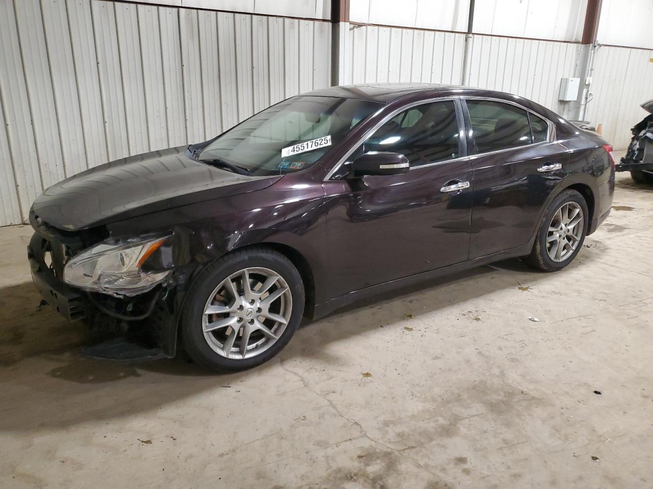 2010 Nissan Maxima - Image 1